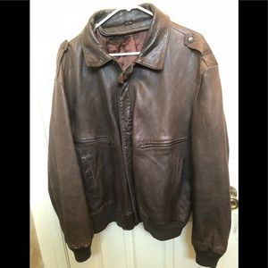 Men’s leather bombers jacket